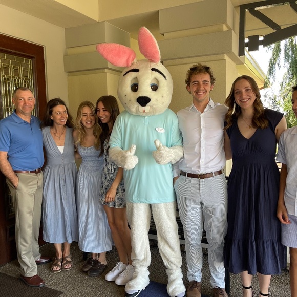 Meet your Posher, Chrissie - Picture 4 of 8